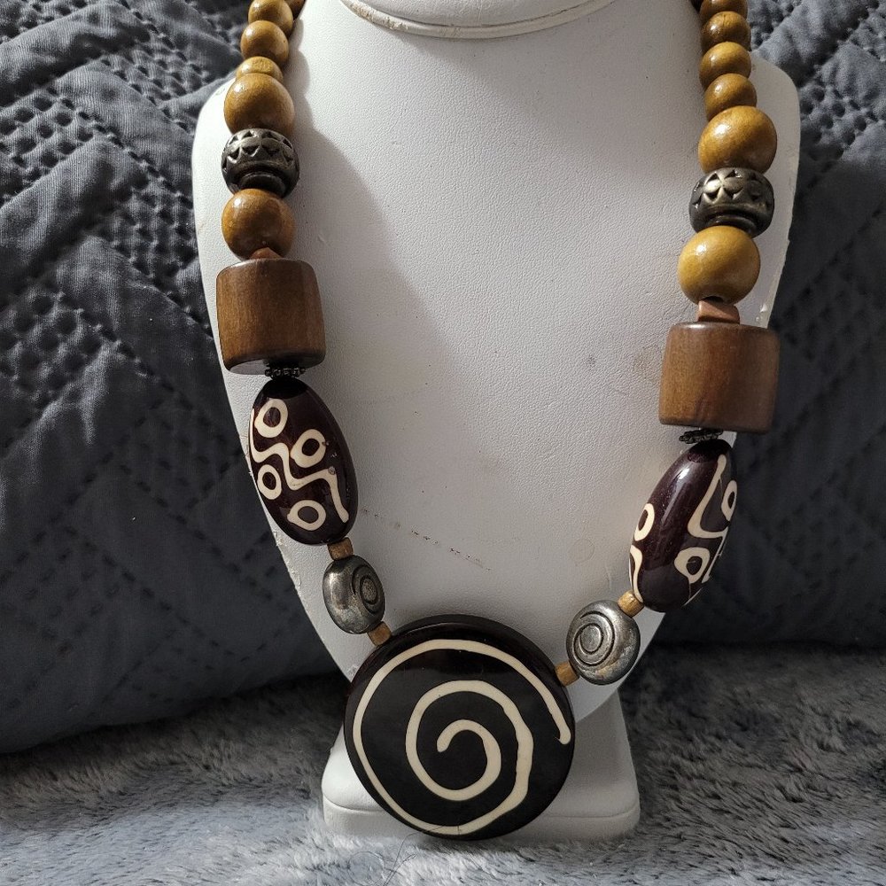 Wood handmade necklace